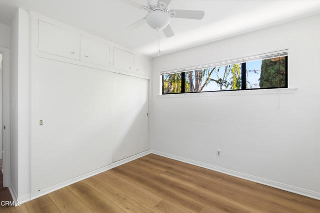 Detail Gallery Image 12 of 29 For 2432 Carol Park Pl, Montrose,  CA 91020 - 3 Beds | 3 Baths