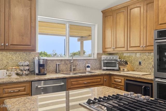 784 Via Arroyo, Ventura CA: https://media.crmls.org/mediaz/82aae546-b6d3-4fa8-8c92-a4c34c302b72.jpg