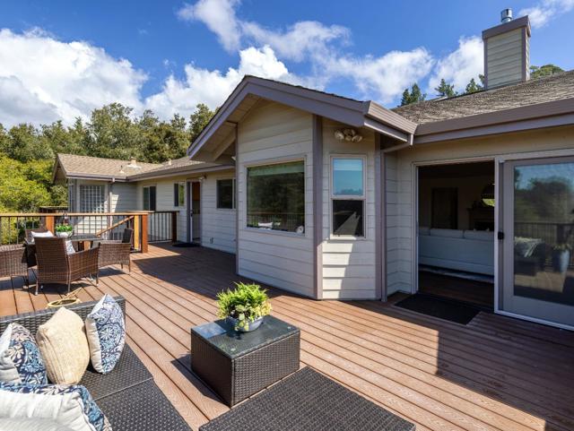 573 Meadow Road, Aptos CA: https://media.crmls.org/mediaz/82ab2c7c-81ba-4b7d-a659-7a22607dcdb8.jpg