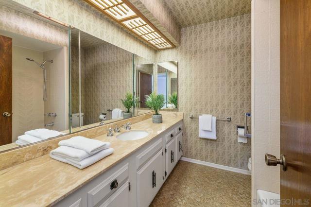 5504 Rutgers Road, La Jolla CA: https://media.crmls.org/mediaz/82ad87ba-46fa-49ff-86af-947fd27a4fc0.jpg