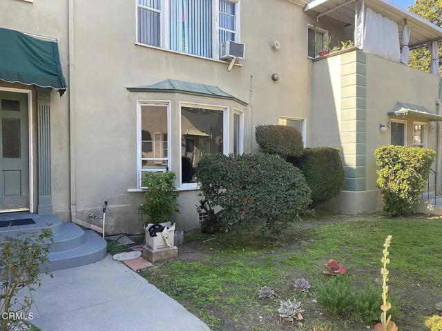 1420 E Wilson Avenue, Glendale CA: https://media.crmls.org/mediaz/82ae6c4a-d369-4f98-b0c8-c875461aaf24.jpg