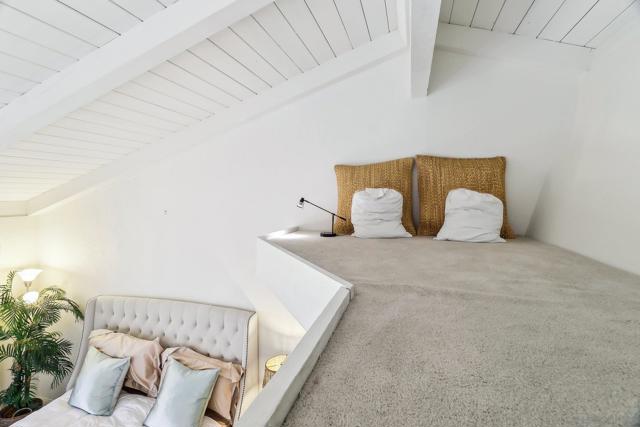 1933 Alga Road, Carlsbad CA: https://media.crmls.org/mediaz/82aeb5e0-9a91-41c8-8be7-a2454870744d.jpg