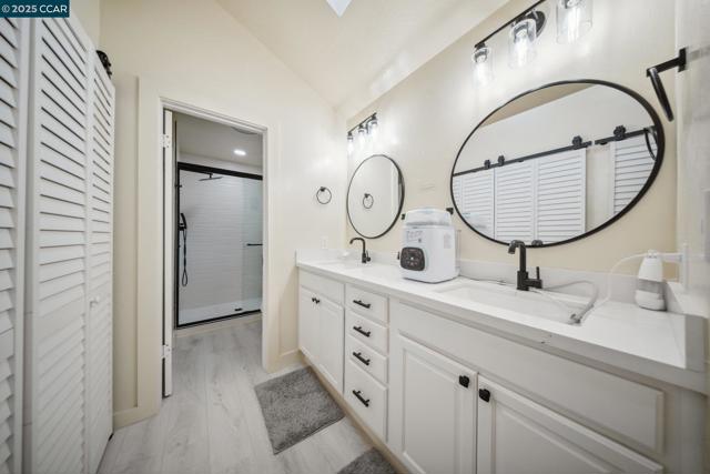 5497 Silver Sage Ct, Concord CA: https://media.crmls.org/mediaz/82af03ef-dbca-4649-ada7-bde4fd9e61f6.jpg