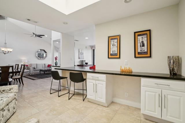436 S Sierra Madre, Palm Desert CA: https://media.crmls.org/mediaz/82af262d-8b75-460f-8d32-478089b5ebee.jpg
