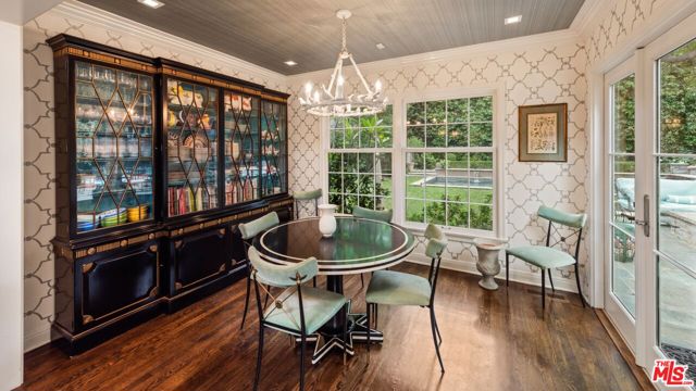 3848 Ethel Avenue, Studio City CA: https://media.crmls.org/mediaz/82b0771a-4004-48b9-be02-6392d3b69c55.jpg