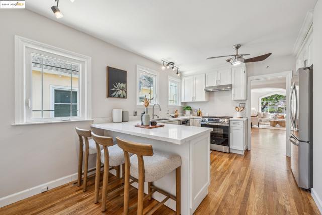 803 Evelyn Ave, Albany CA: https://media.crmls.org/mediaz/82b08368-604d-4a02-98b4-a2f57511fa47.jpg