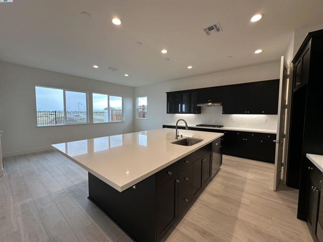 Image 3 of 38 For 4596 Ellington Way
