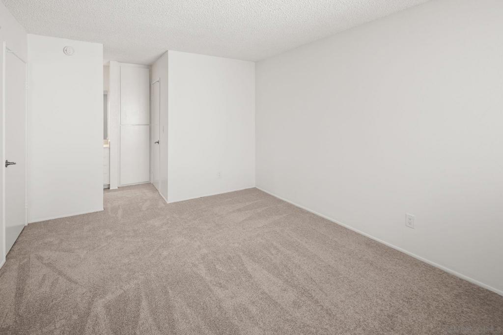 6064 Rancho Mission Rd - photo 17