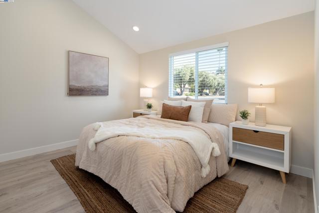 401 Emerson St, Fremont CA: https://media.crmls.org/mediaz/82b29fc5-bbad-4f88-bb85-1d44504acccd.jpg