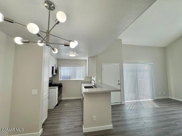 24479 Valle Del Oro, Newhall CA: https://media.crmls.org/mediaz/82b385c4-d306-41f3-949b-c6ff52b75725.jpg
