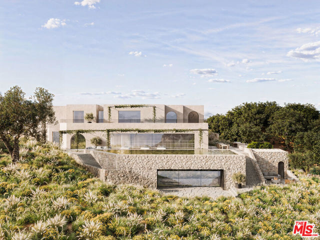6734 Zumirez Drive, Malibu CA: https://media.crmls.org/mediaz/82b38e3d-3ee9-4dde-823c-2f16da56e77b.jpg