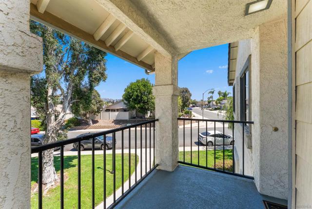 8595 Summerdale Rd, San Diego CA: https://media.crmls.org/mediaz/82b43c20-f936-45cb-9e68-c908ca767d05.jpg