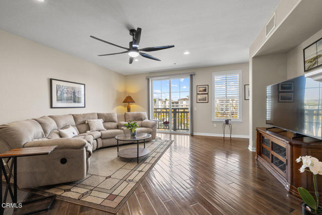 Detail Gallery Image 15 of 30 For 1544 Seabridge Ln, Oxnard,  CA 93035 - 2 Beds | 2 Baths