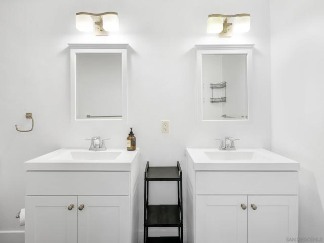 14813 Morningside Dr, Poway CA: https://media.crmls.org/mediaz/82b4f678-b2ed-43c9-bf8a-c18bdad1586d.jpg
