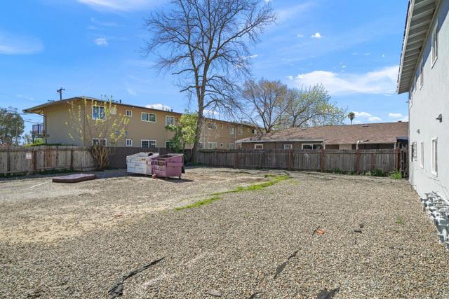 Image 25 of 26 For 2687 Altos Avenue