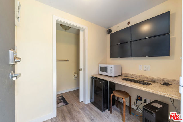 2841 Montcalm Avenue, Los Angeles CA: https://media.crmls.org/mediaz/82b64c4f-c2fc-4eb4-9bc0-d200130a310b.jpg
