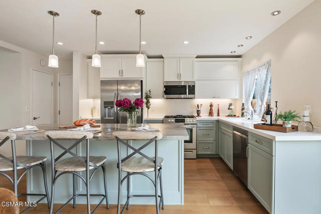 1617 Beagle Court, Ventura CA: https://media.crmls.org/mediaz/82b80c12-b34e-4026-8ef9-833bb413f781.jpg