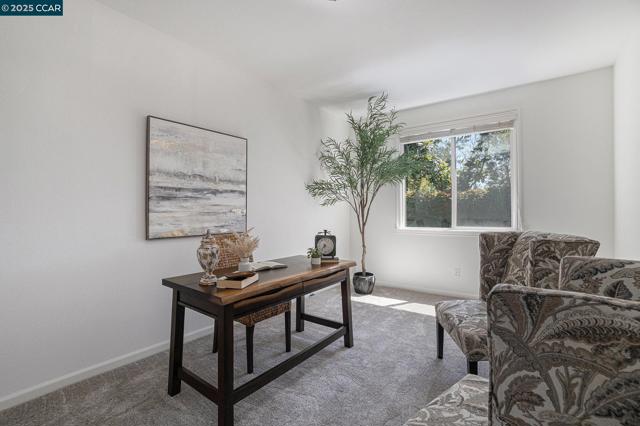 2029 Fitzgerald Way, Brentwood CA: https://media.crmls.org/mediaz/82b94248-d902-4c4f-b927-df97d952b614.jpg