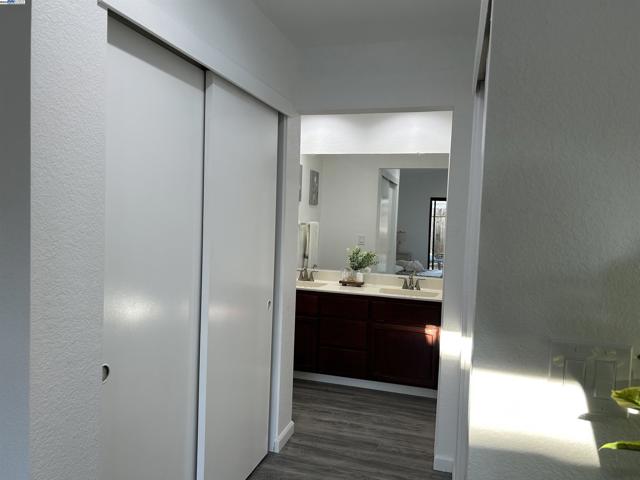 730 Morissette Way, Vacaville CA: https://media.crmls.org/mediaz/82ba3c7d-e6c3-4325-b181-018a58c0d2c7.jpg