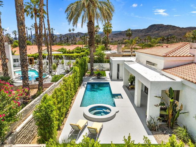 49 Mission Palms E Drive, Rancho Mirage CA: https://media.crmls.org/mediaz/82bbd62b-b836-4014-9212-3d745088fffc.jpg