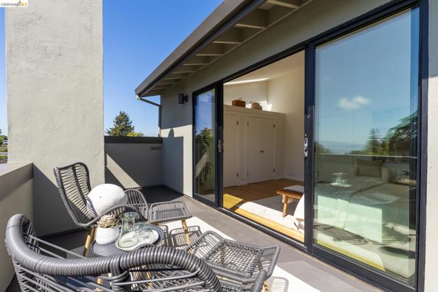 Image 41 of 60 For 260 Grizzly Peak Blvd