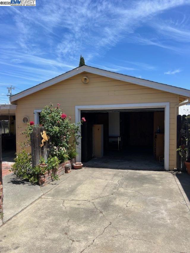 310 Taylor St, Fairfield CA: https://media.crmls.org/mediaz/82bcb7b6-8712-4a51-9d9f-4f4a448ae5c0.jpg