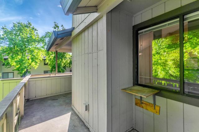 1440 Alma Loop, San Jose CA: https://media.crmls.org/mediaz/82bdd037-6652-461b-a7c9-4519f19a08c7.jpg