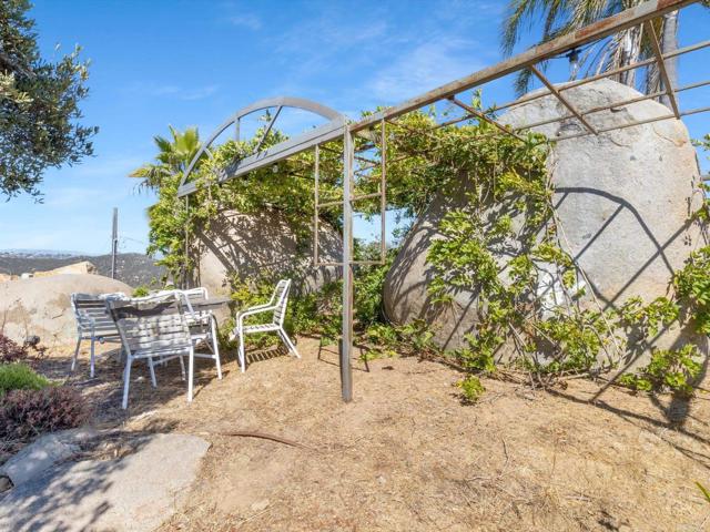 Detail Gallery Image 14 of 39 For 3020 Lynn Ln, San Marcos,  CA 92069 - – Beds | – Baths