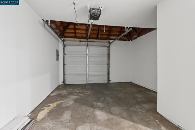 1467 Cape Cod Way, Concord CA: https://media.crmls.org/mediaz/82c26a03-e3eb-428a-919d-61692d4cba7a.jpg