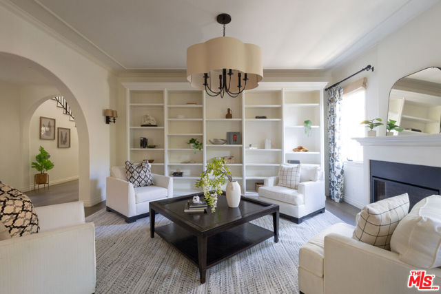 735 N Stanley Avenue, Los Angeles CA: https://media.crmls.org/mediaz/82c290f5-aecb-4358-9361-181c0e81019f.jpg