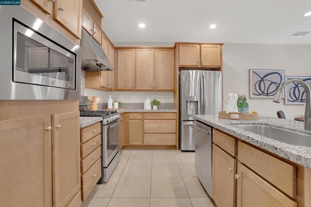 1734 Catalina Ct, Livermore CA: https://media.crmls.org/mediaz/82c2cdec-d413-4ddb-8a34-e15746f22126.jpg