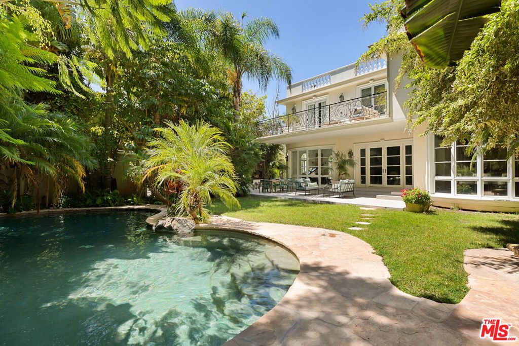 166 N Mccadden Place — French