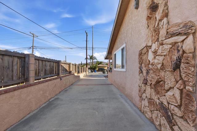 1163 Marline Ave, El Cajon, CA 92021 photo 5