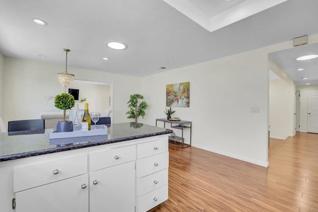 34863 Warwick Court, Fremont CA: https://media.crmls.org/mediaz/82c32824-9e1a-4c12-bfbf-0758c52dad32.jpg
