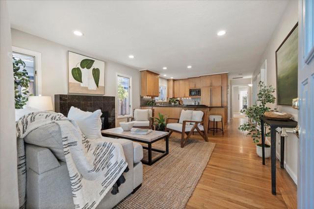 244 Hillview Avenue, Redwood City CA: https://media.crmls.org/mediaz/82c3903e-4418-4098-b639-51055a7e775f.jpg