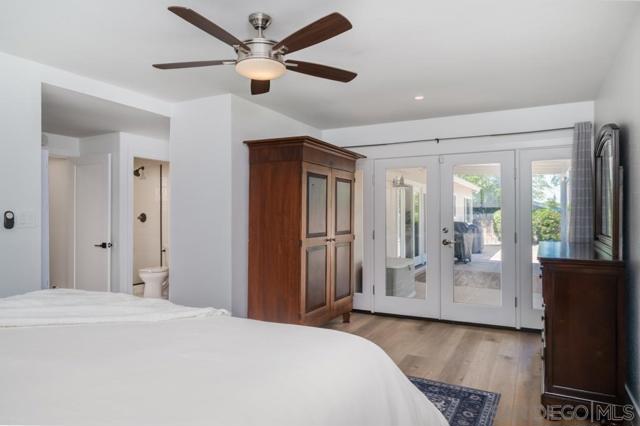 7634 Flag Lake, San Diego CA: https://media.crmls.org/mediaz/82c3d1ce-6ed2-4fd0-b95a-76da20b6d6f0.jpg