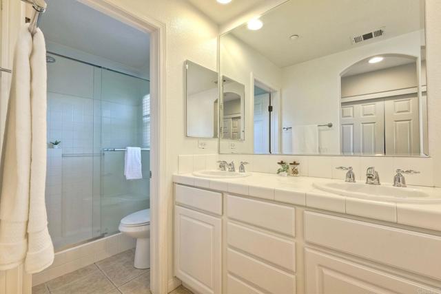 1440 Clearview Way, San Marcos CA: https://media.crmls.org/mediaz/82c4d33c-e917-43ee-bd72-b9d4dfaa3ca4.jpg
