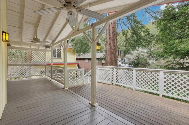 14262 Laurel Place, Guerneville CA: https://media.crmls.org/mediaz/82c4f9ba-329c-40be-8e07-59191f28fe1f.jpg