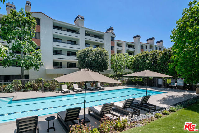 2142 Century Park Lane, Los Angeles CA: https://media.crmls.org/mediaz/82c63ccd-3ac1-412a-9883-478940f37847.jpg
