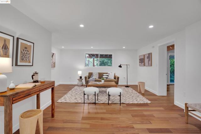 2023 Mira Vista Dr, El Cerrito CA: https://media.crmls.org/mediaz/82c6668e-3610-4057-86ea-7c88fc402b3e.jpg