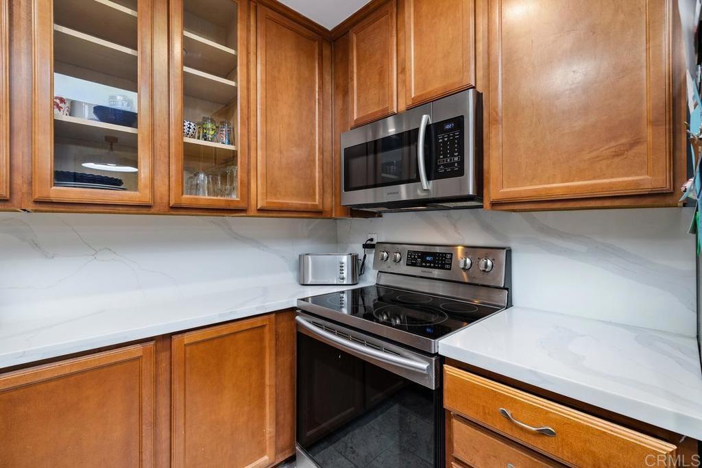 7767 Margerum Avenue - photo 5