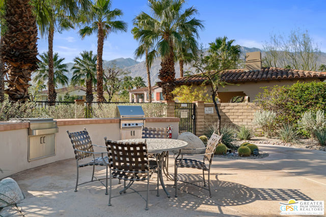 380 Ameno Drive, Palm Springs, California 92262, 3 Bedrooms Bedrooms, ,Townhouse,For Sale,Ameno,24426673