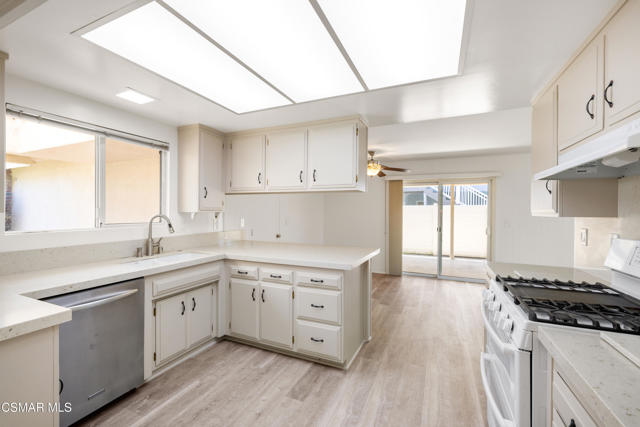 261 Hiram Avenue, Newbury Park CA: https://media.crmls.org/mediaz/82c8f3b0-fbf1-4fa1-9d2c-9b137c7b9b90.jpg