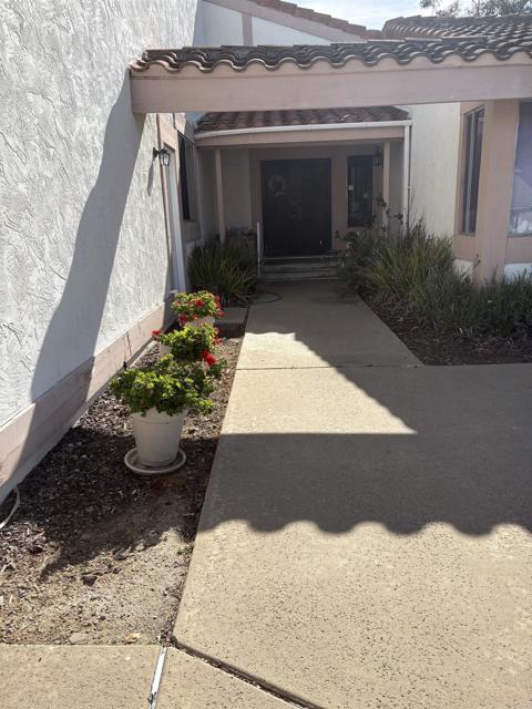 Detail Gallery Image 13 of 38 For 4193 Rueda Dr., San Diego,  CA 92124 - 4 Beds | 3 Baths