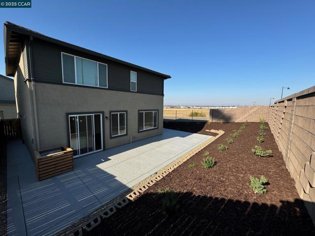 4786 Cantrell Dr, Folsom CA: https://media.crmls.org/mediaz/82cabf95-d519-4d50-9dc3-9008e706743e.jpg