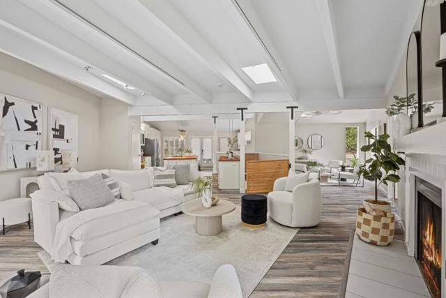 321 Valencia Road, Aptos CA: https://media.crmls.org/mediaz/82cb61a5-e1c6-49ce-aab8-7f9867fd5dfa.jpg