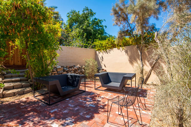 42602 Rancho Mirage Lane, Rancho Mirage CA: https://media.crmls.org/mediaz/82cc31e0-4da6-42e3-ab02-e0b517feadef.jpg