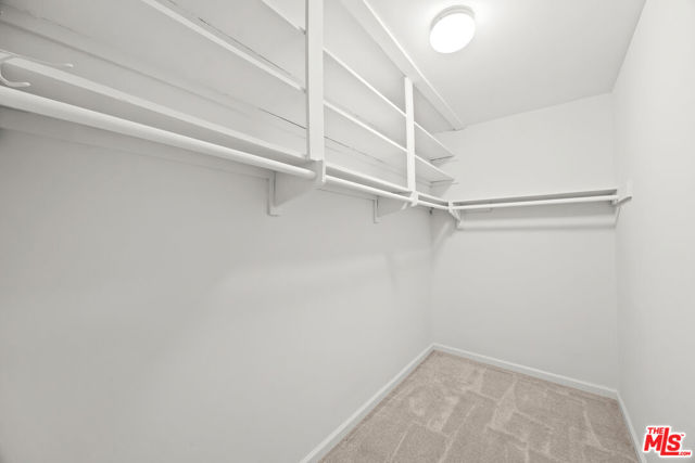 927 North Kings Road, 212 photo 7