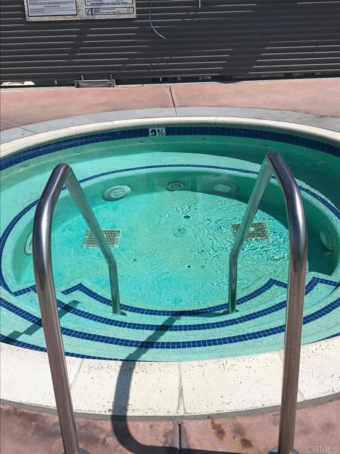 1080 Park Blvd, San Diego CA: https://media.crmls.org/mediaz/82cd0bde-3d39-49d3-8124-56b10d0614e3.jpg