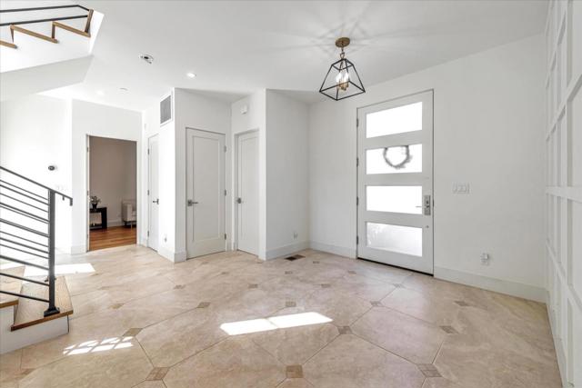2101 Valparaiso Avenue, Menlo Park CA: https://media.crmls.org/mediaz/82cd5fbe-fd86-450b-a700-0ad475cf0bac.jpg
